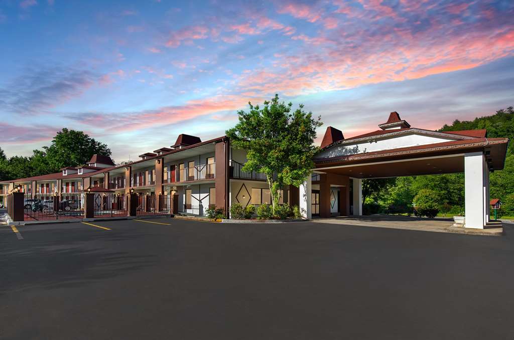 Days Inn by Wyndham Helen - featured photo