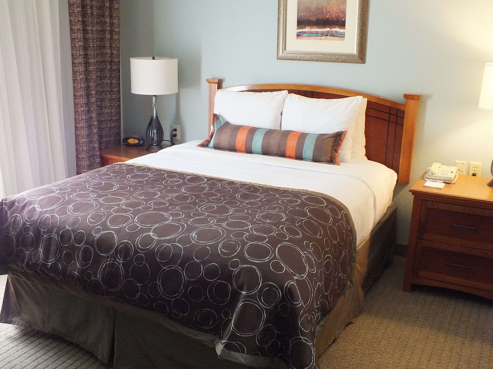 Staybridge Suites Irving Las Colinas by IHG - photo 7