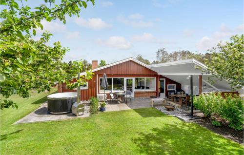 Amazing Home In Skjern With Wifi — 4-Star Luxury Hotel in Skjern, Denmark