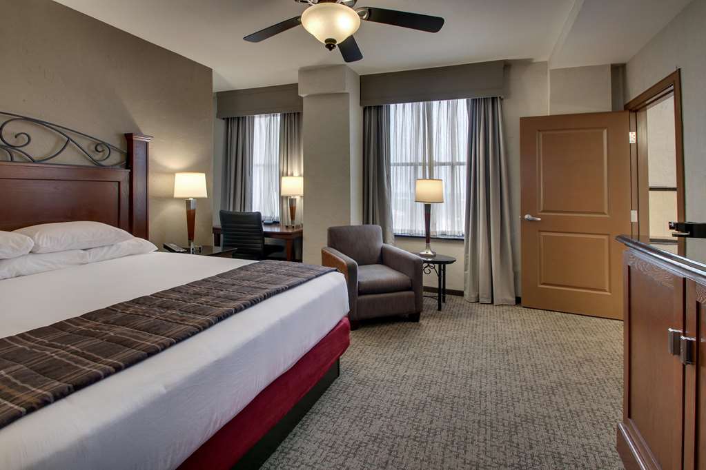 Drury Plaza Hotel San Antonio Riverwalk - photo 37