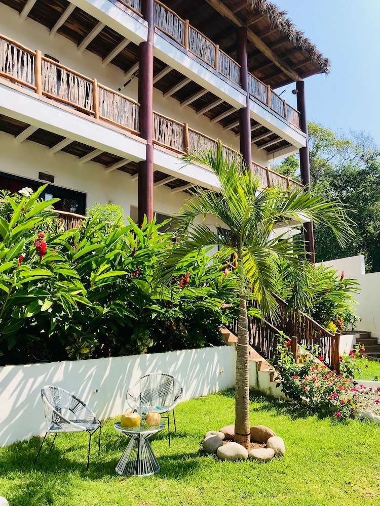 Alfa Resort Troncones — hotel in La Union