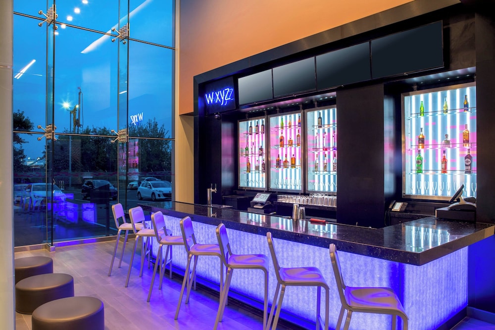 Aloft New York LaGuardia Airport - photo 32