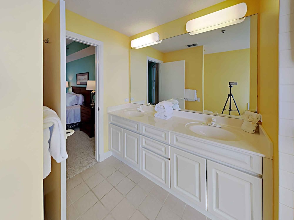 Beach Colony Resort East by Southern Vacation Rentals - photo 13