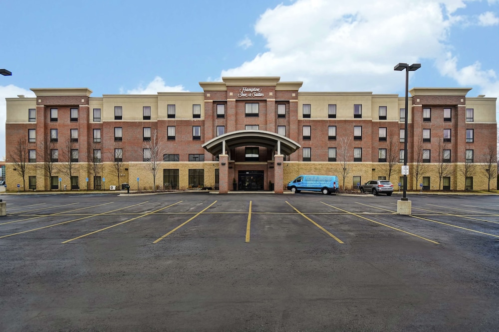 Hampton Inn & Suites Detroit Canton - photo 95
