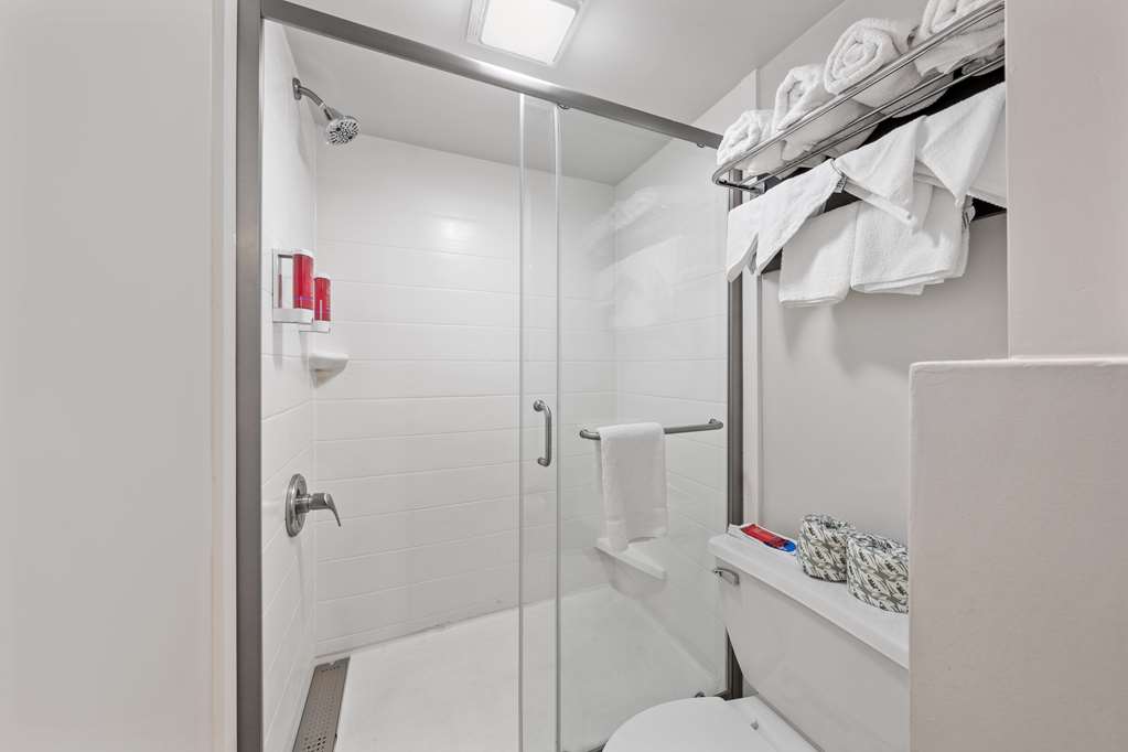 SureStay Hotel by Best Western Virginia Beach Royal Clipper - photo 22