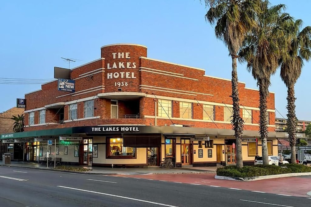 The Lakes Hotel Rosebery - last minute hotel in Rosebery