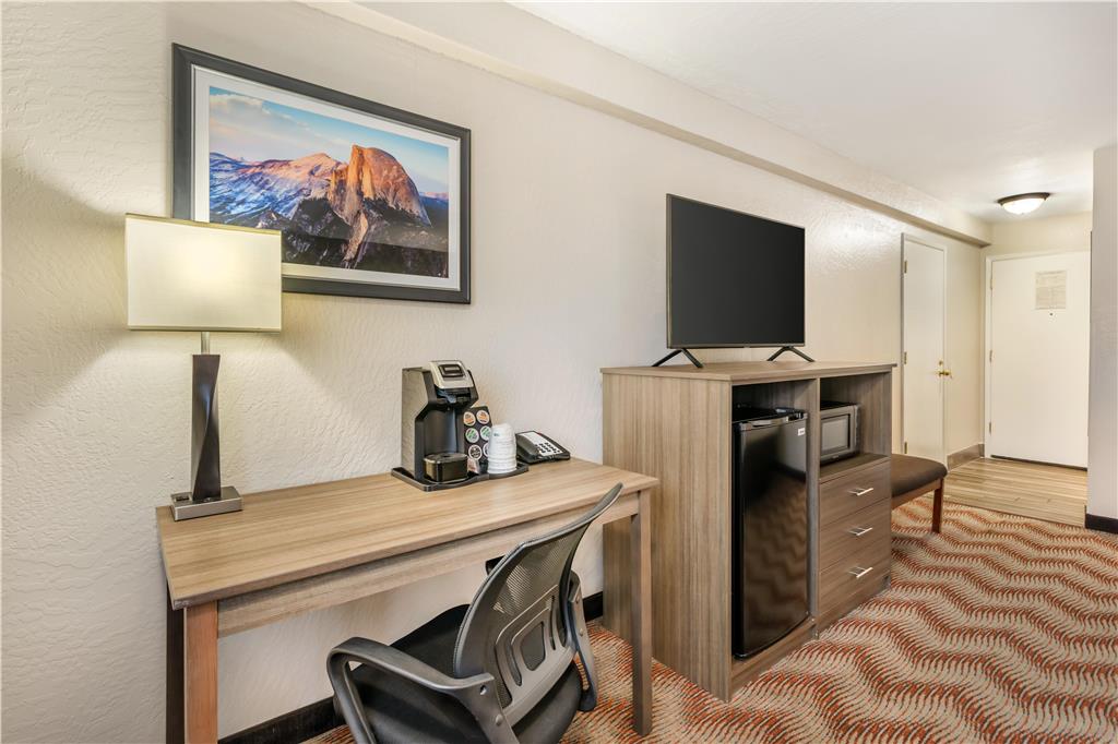Best Western Plus Sonora Oaks Hotel & Conference Center - photo 14