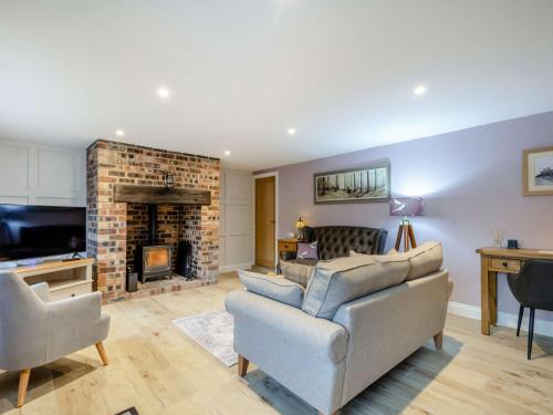 3 Bed In Berwick Upon Tweed Oc 89814 — Lowick