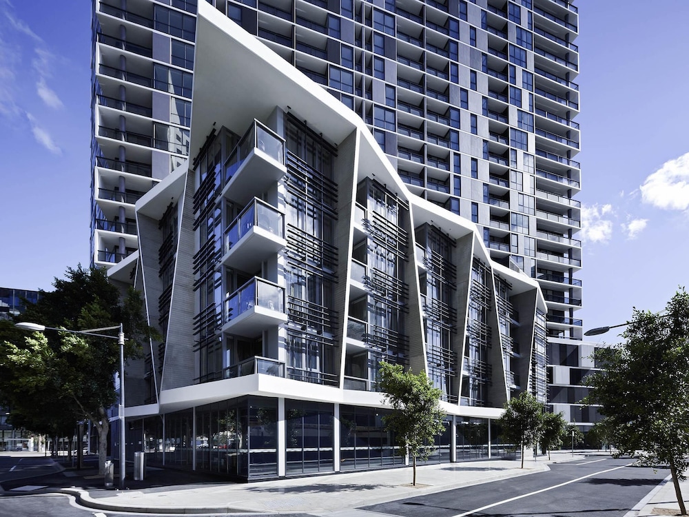 The Sebel Residences Melbourne Docklands Serviced Apartments — 4-Star Luxury Hotel in Melbourne, Australia