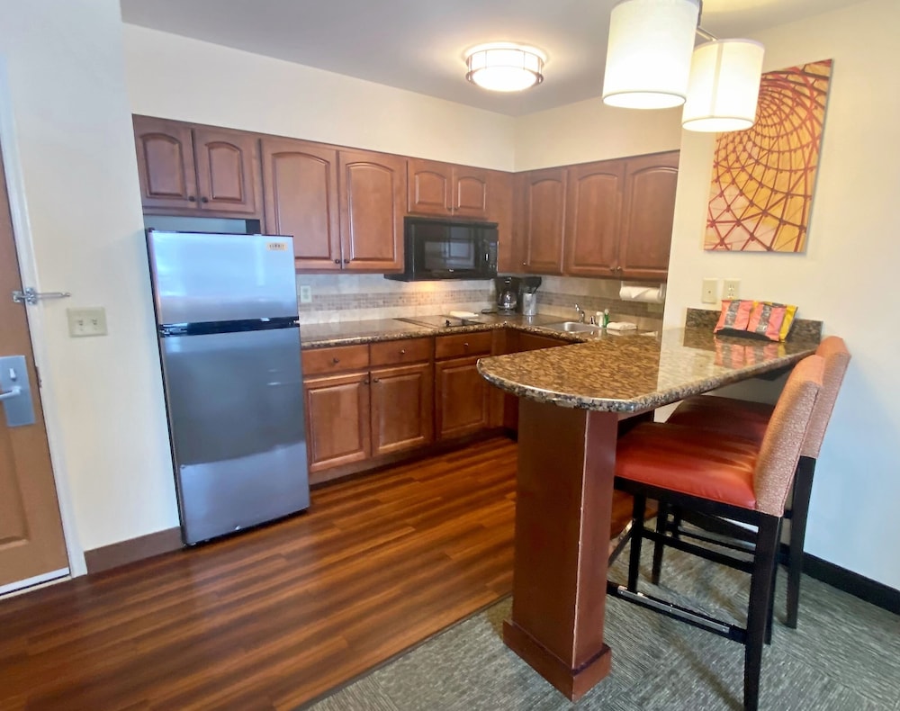 Staybridge Suites Great Falls by IHG - photo 47