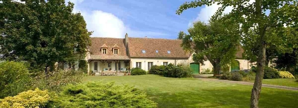 Domaine Maison DoDo — 4-Star Luxury Hotel in Lamonzie-Saint-Martin, France
