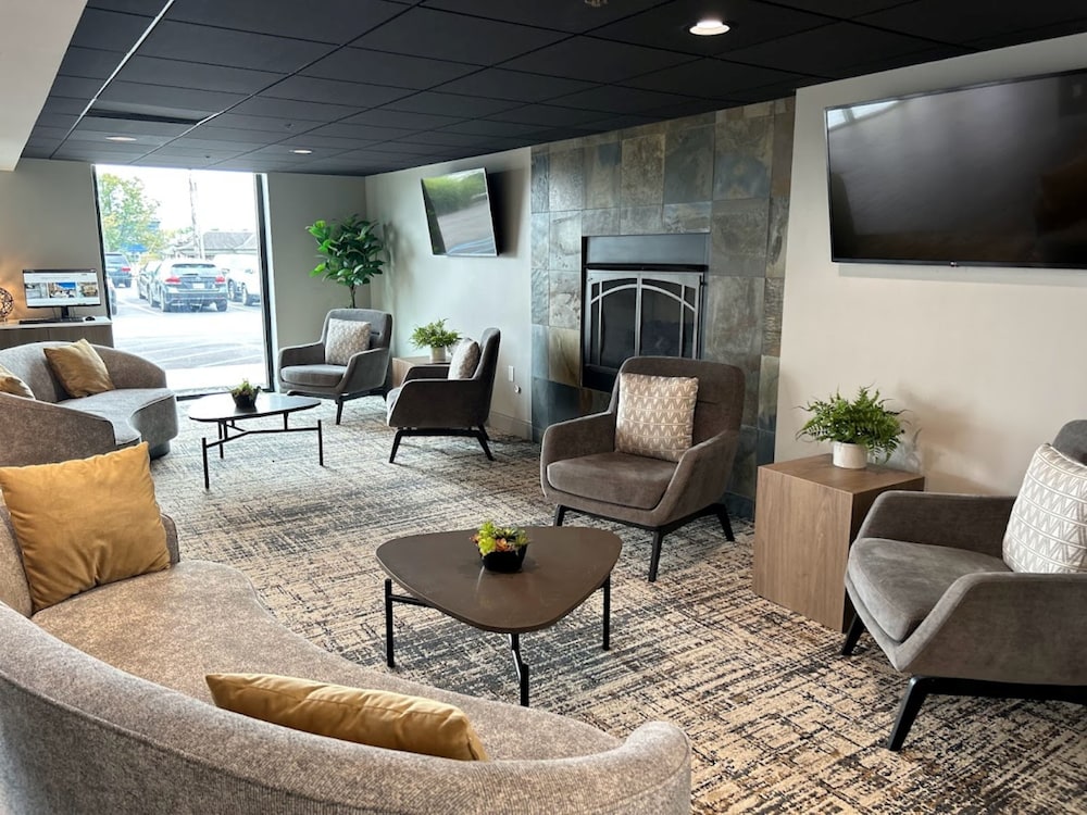 Holiday Inn St Louis SW Route 66 - photo 75