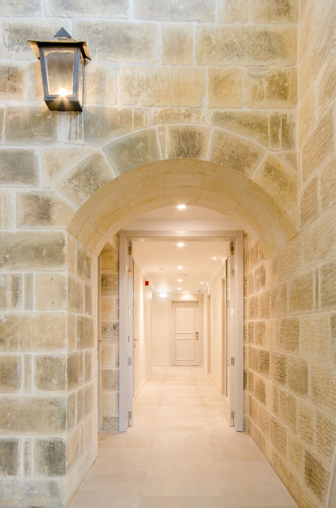 Cesca’s Boutique Hotel — Munxar — photo 4