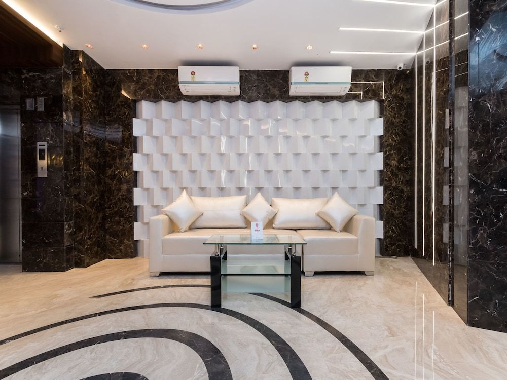 Oyo 11368 Dk Inn - carbon neutral hotel in Kolkata