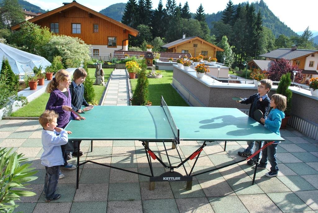 Familiengästehaus Ingrid — 4-Star Luxury Hotel in St. Martin Of Tennengebirge, Austria