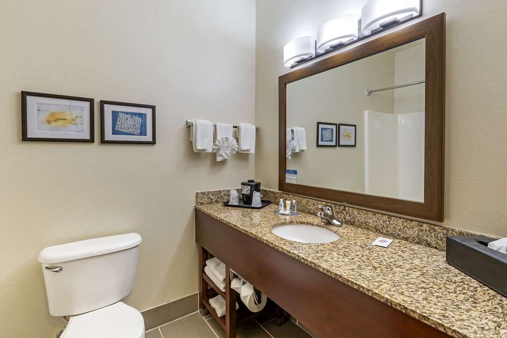 Comfort Inn & Suites Gillette near Campbell Medical Center - photo 22