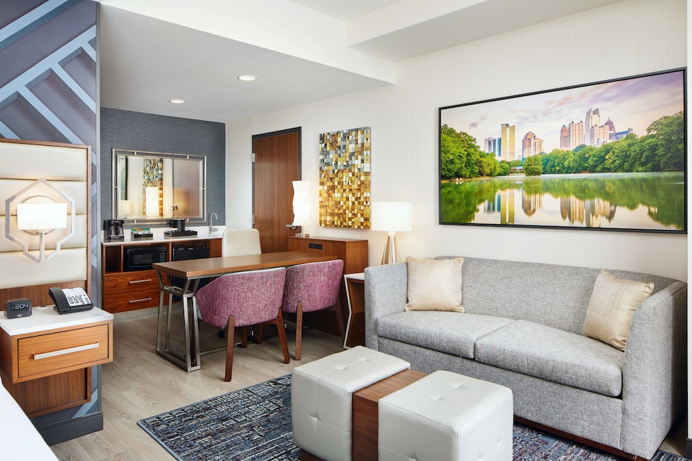 Embassy Suites by Hilton Atlanta Airport North - photo 15