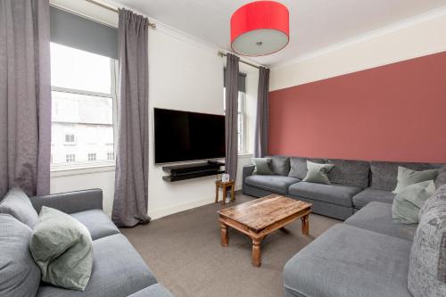 Rose Street Residence — 4-Star Luxury Hotel in Edinburgh, United Kingdom