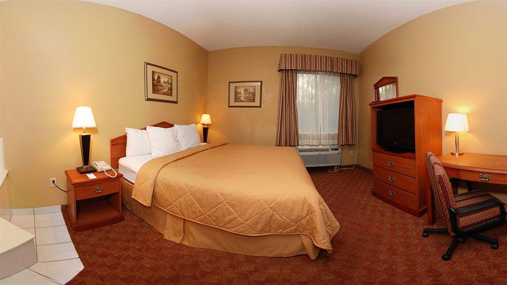 Days Inn Henderson - photo 11