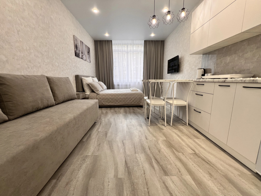 Sutki Kak Doma On Krasnoarmeyskaya 17660546 — Minusinsk