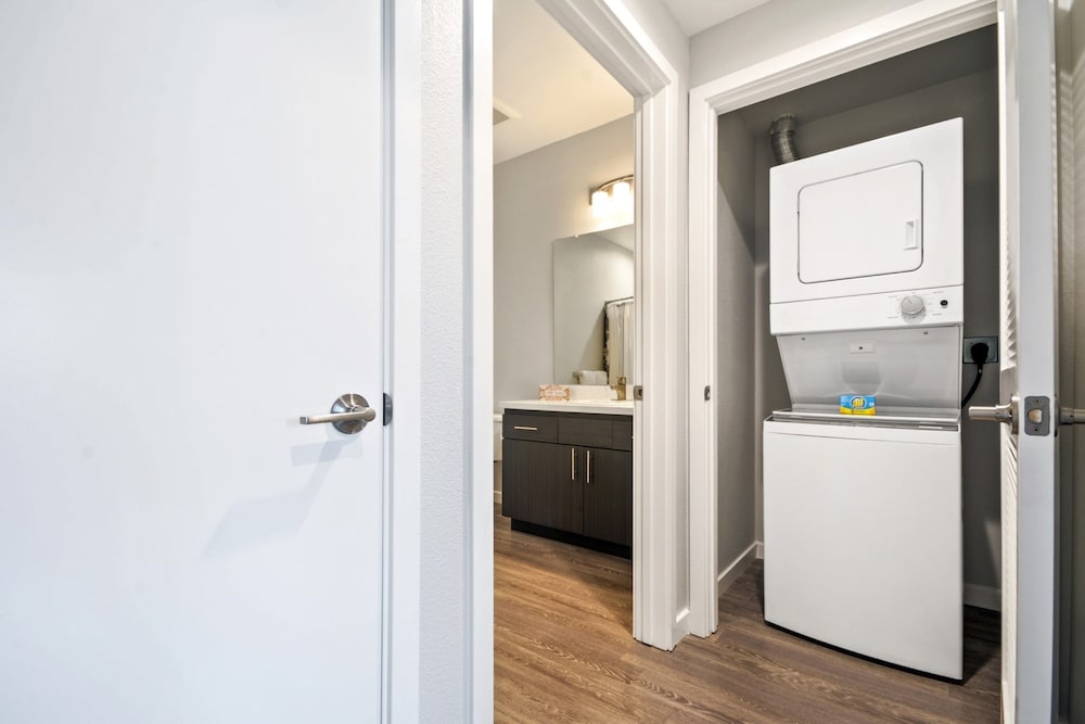 Global Luxury Suites in Menlo Park - photo 26
