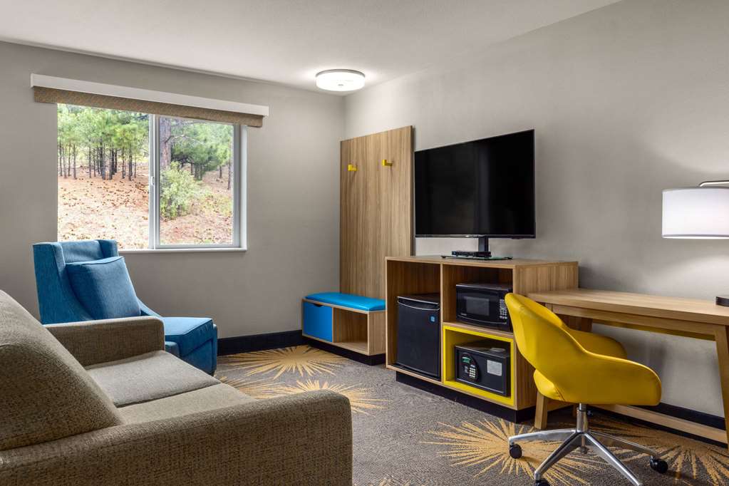 Days Inn by Wyndham Williams - photo 16