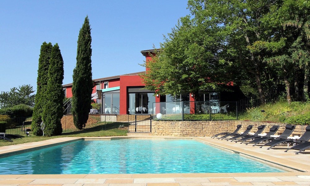 Hôtel Restaurant La Montagne De Brancion in Lyon, France