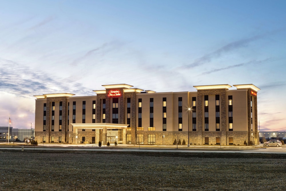 Hampton Inn & Suites Minooka - photo 27