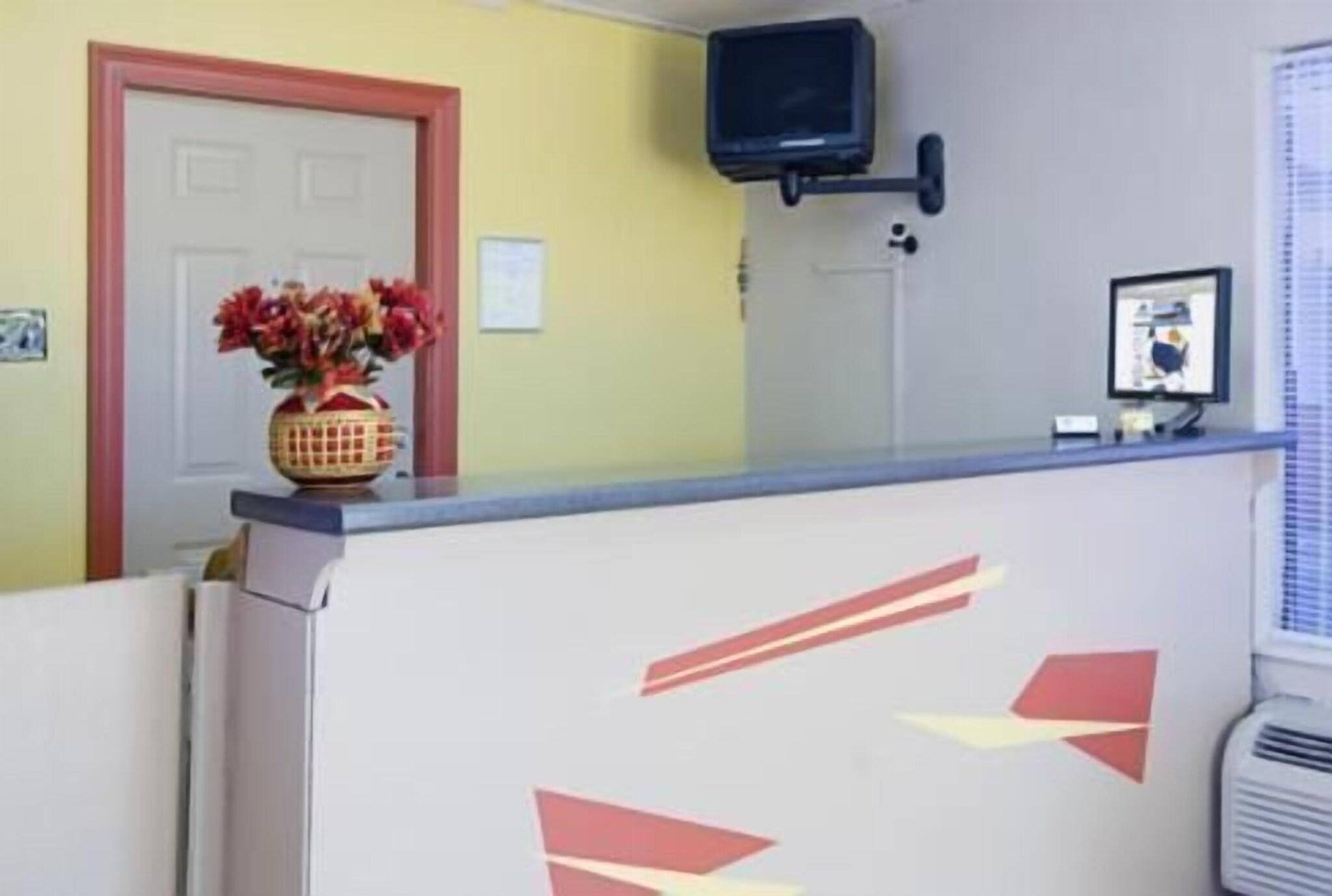 Kinder Inn - photo 11