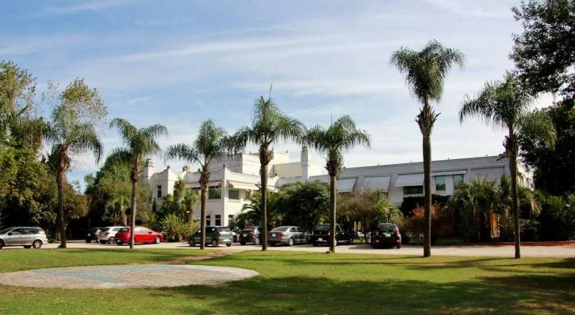 Aquae Sulis Spa Resort in Lobos, Argentina