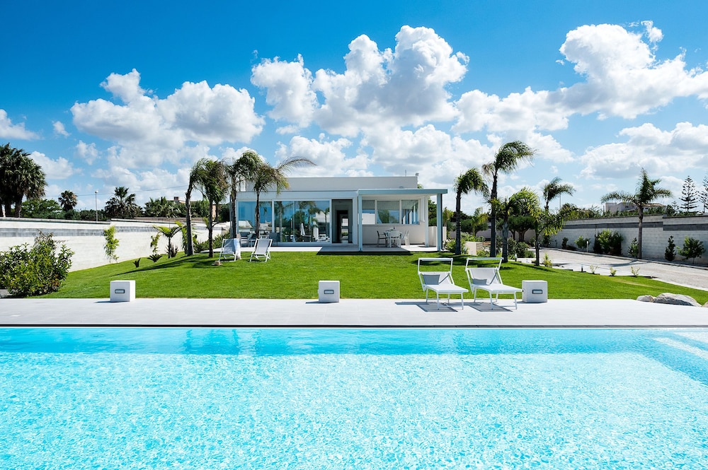 Evanthe Garden Diantha — 4-Star Luxury Hotel in Marsala, Italy