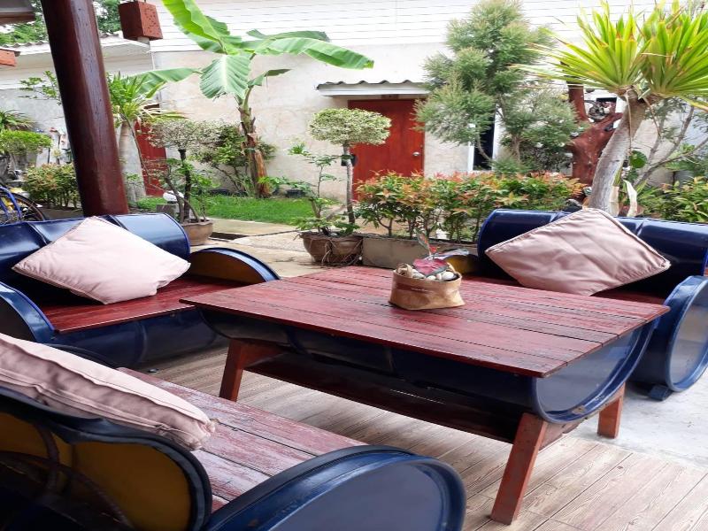 Thaidee - carbon neutral hotel in Cha-Am