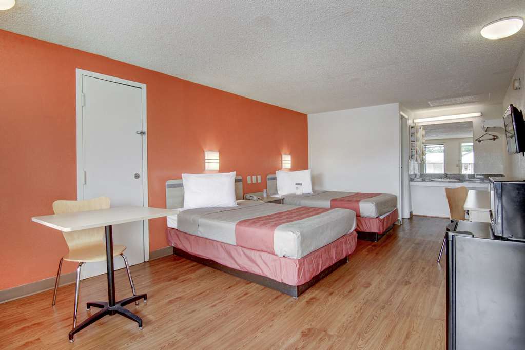 Motel 6 Union City GA Atlanta Airport - photo 14
