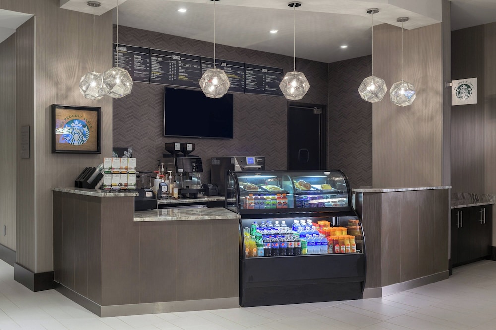 Courtyard by Marriott Edgewater NYC Area - photo 32