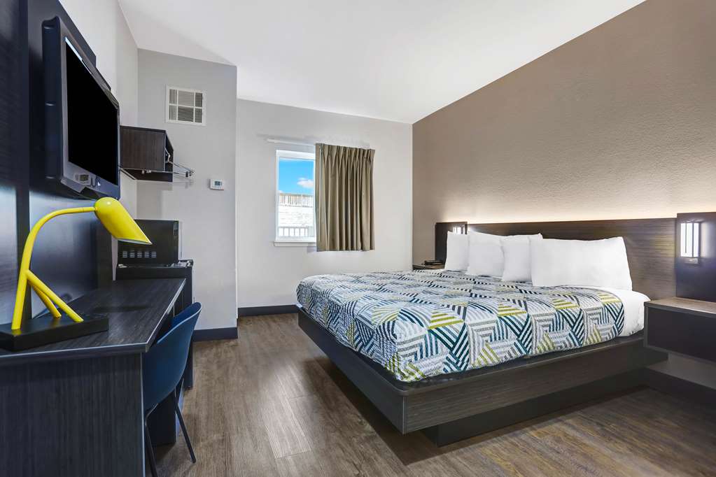 Motel 6 Weatherford TX - photo 9