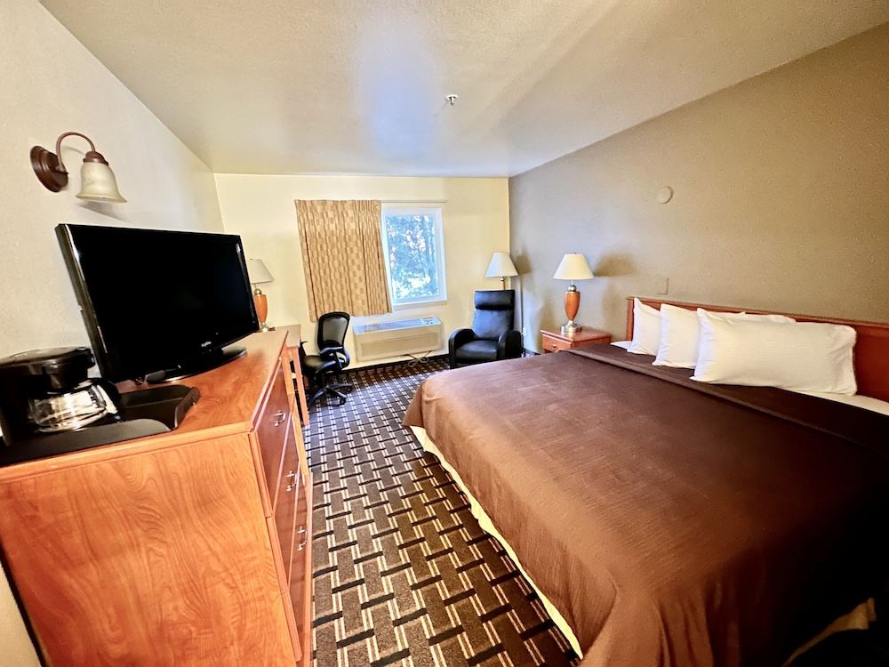 FairBridge Inn & Suites Kellogg - photo 13