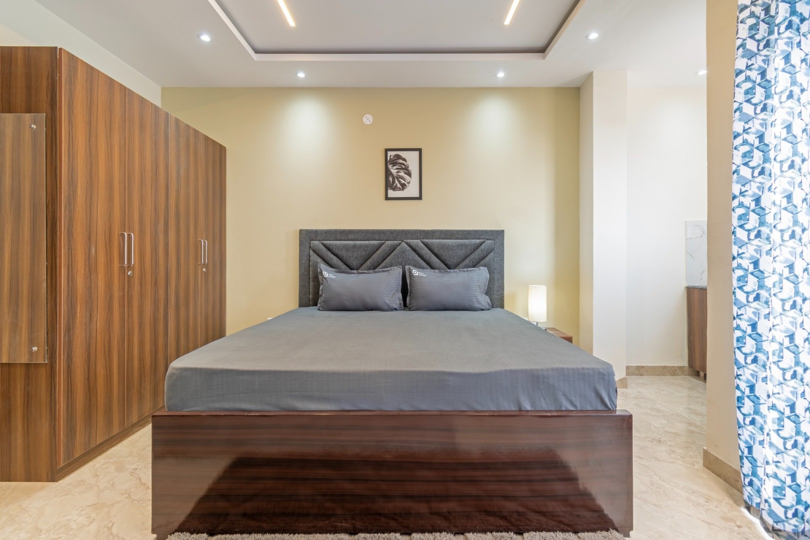 Wandr Aries Sector 47 Near Medicity Medanta Jharsa Road by ZUZU