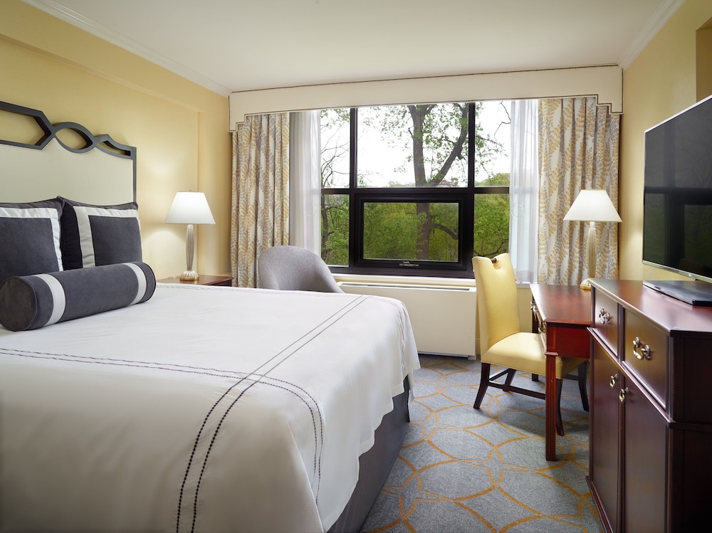Omni Shoreham Hotel - photo 17