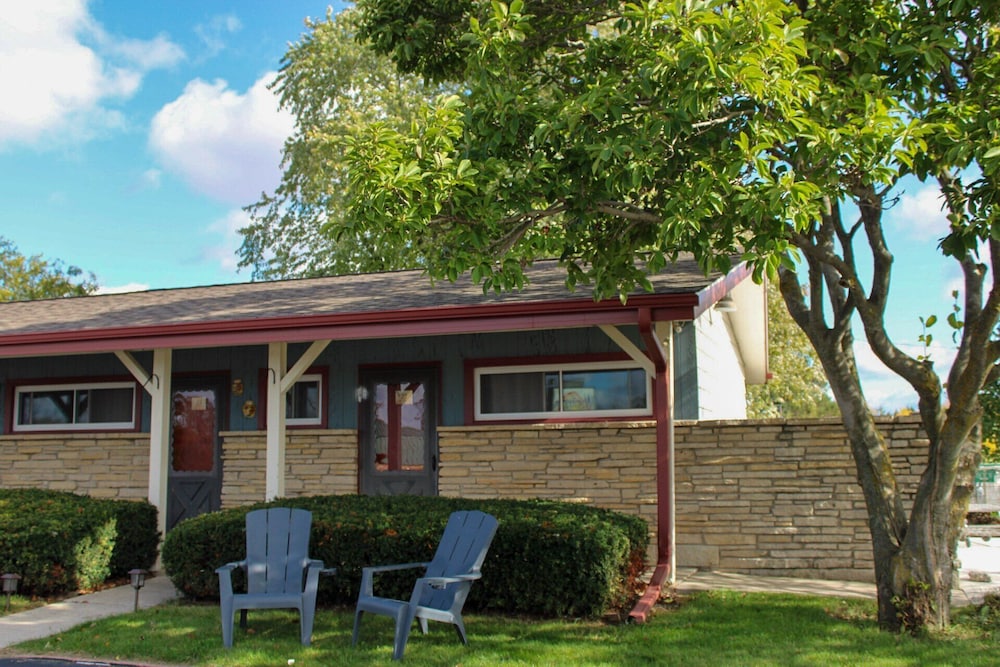 Wisconsin Aire Motel By OYO Random Lake - photo 27