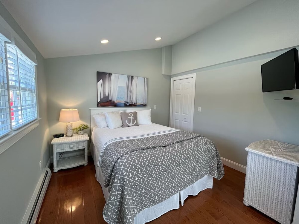 Beach Breeze Inn - photo 15
