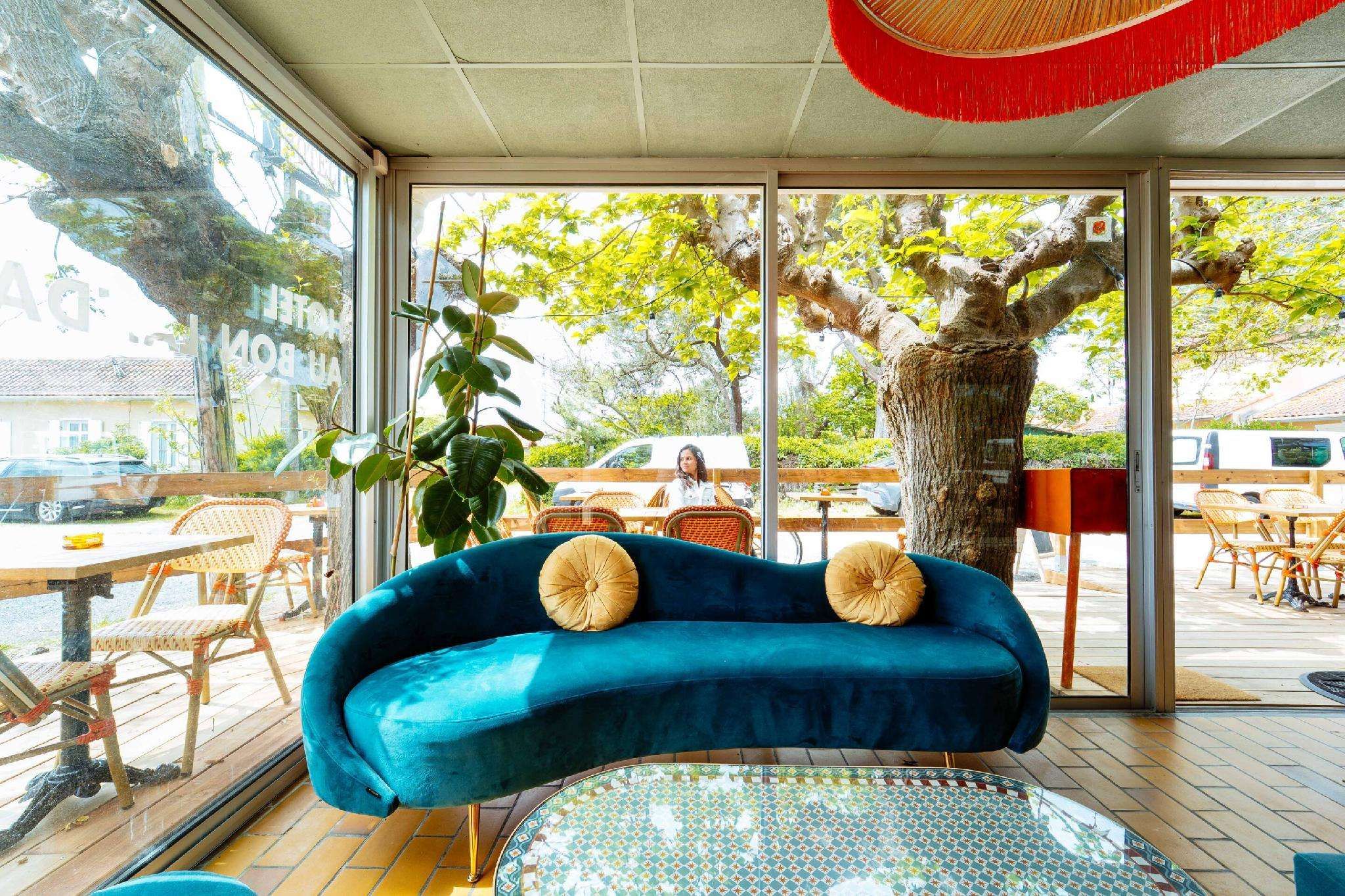 Au Bon Landais Surf Hôtel Guinguette in Biscarrosse, France