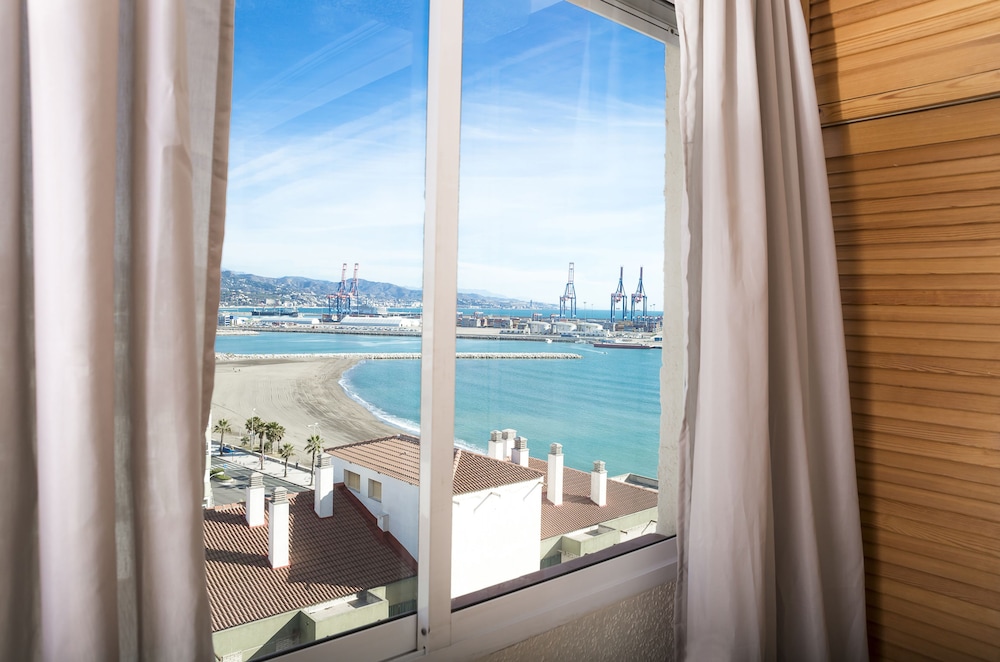 Sea & Wave Mendoza - last minute hotel in Malaga