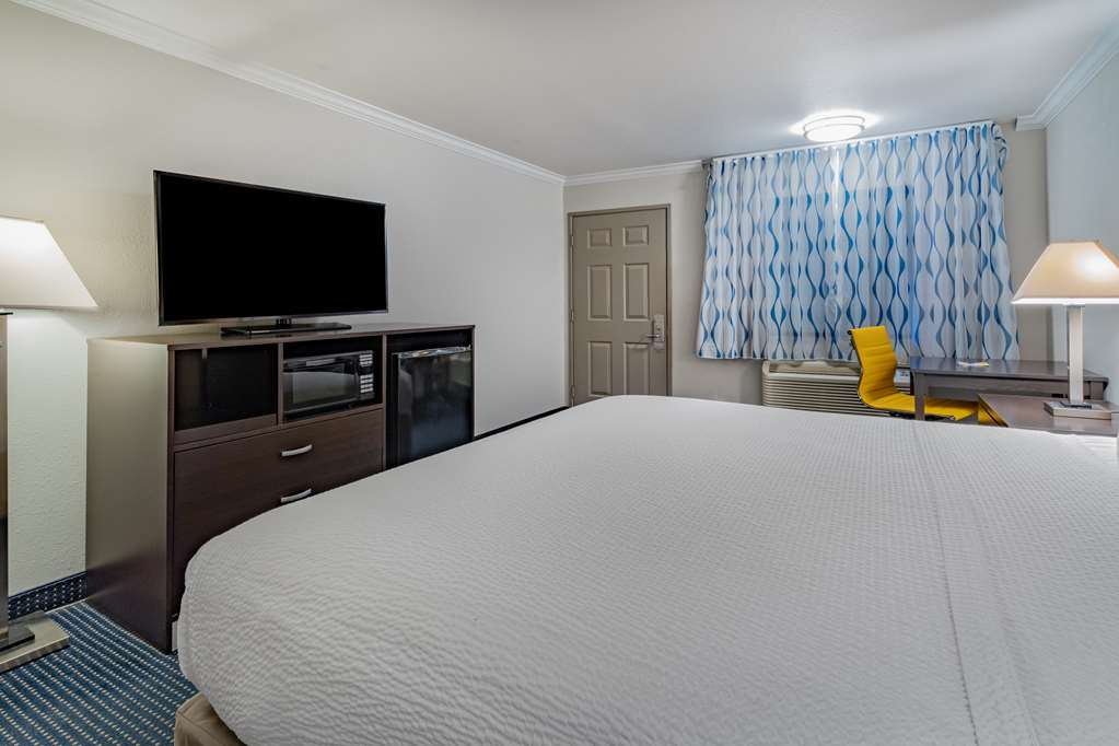 Days Inn by Wyndham Winnemucca - photo 14