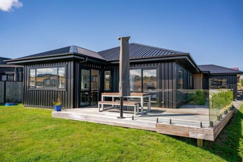 Views on Farrant in Wanaka, New Zealand