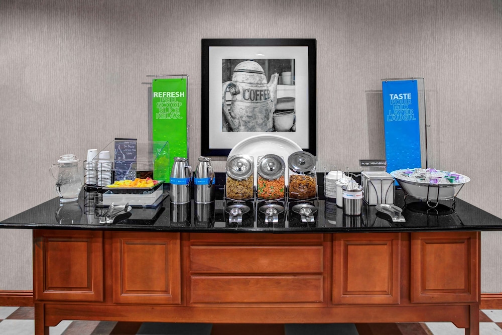 Hampton Inn Coldwater - photo 21