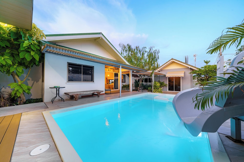 Cozy Gray Garden in Pattaya, Thailand