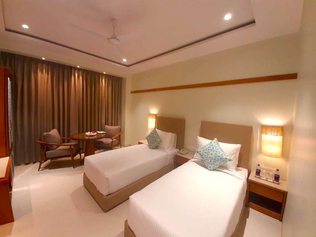 Shyama Sarovar Portico in Orai, India