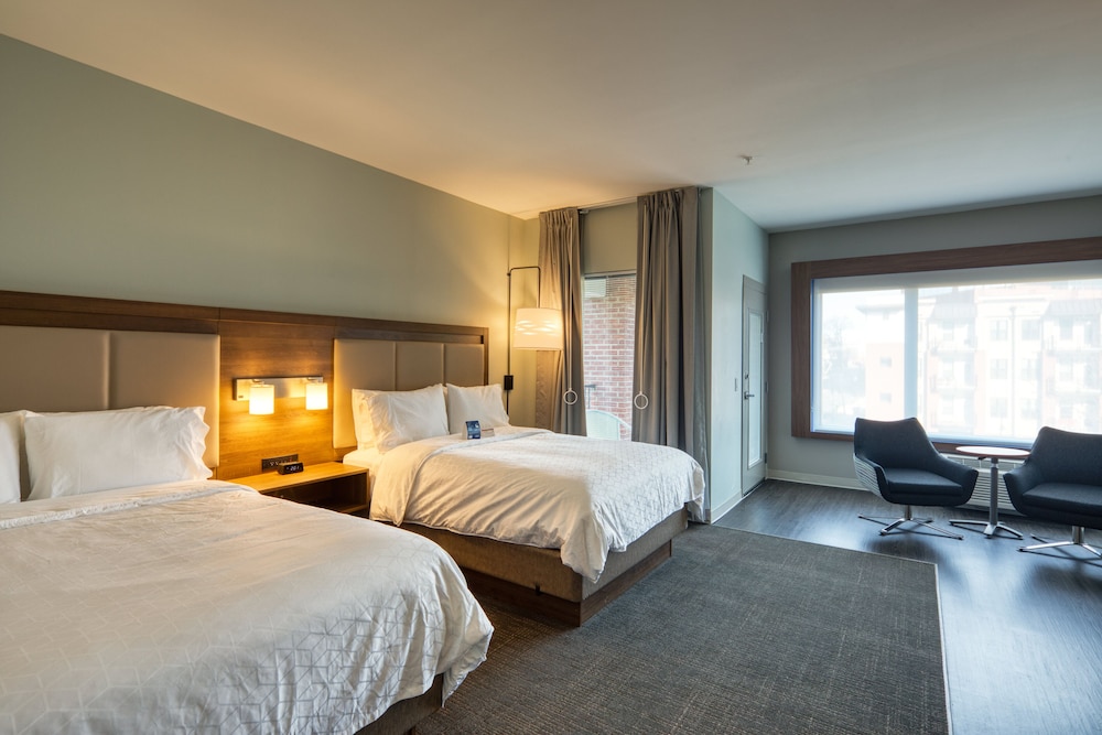 Holiday Inn Express & Suites Charlotte South End by IHG - photo 29