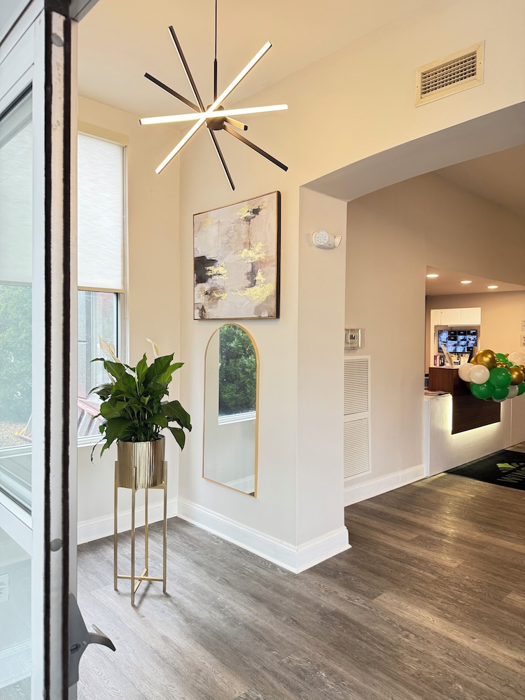 Wingate by Wyndham Dublin Near Claytor Lake State Park - photo 62