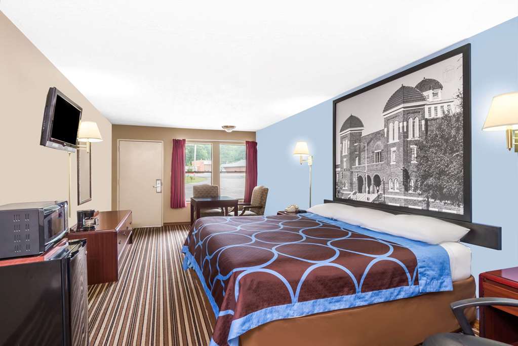 Super 8 by Wyndham Gadsden AL - photo 4